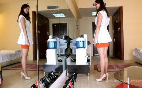 Sexy Stiletto Girl - Alice - 001