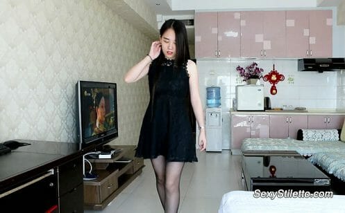 Sexy Stiletto Girl - Qearl - 013