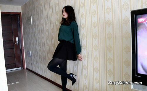 Sexy Stiletto Girl - Tara - 006