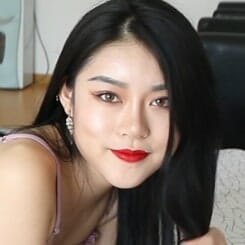 051Skyla_model_245245