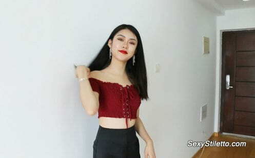 Sexy-Stiletto-Girl-Skyla-012